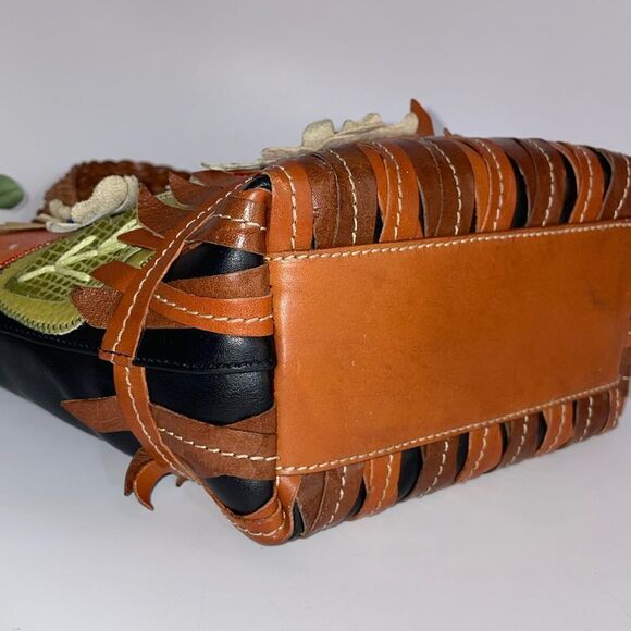 Beautiful Floral Embroidered Leather Braccialini Women's HandBag Italy - Picture 7 of 11